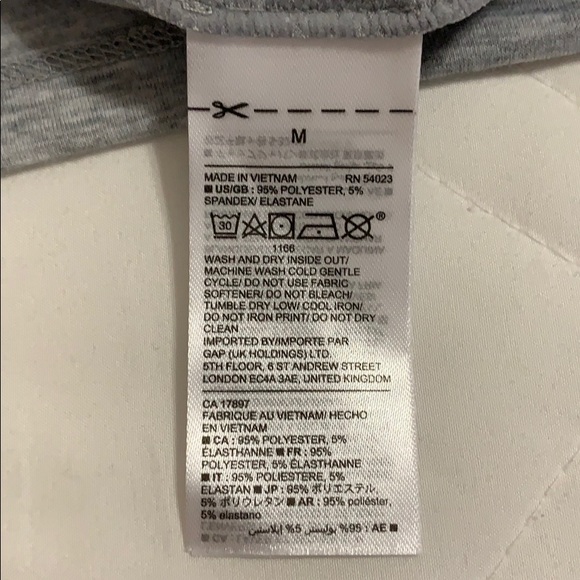 Gap Fit Cool Dry “V” Open Back shirt - Picture 4 of 6